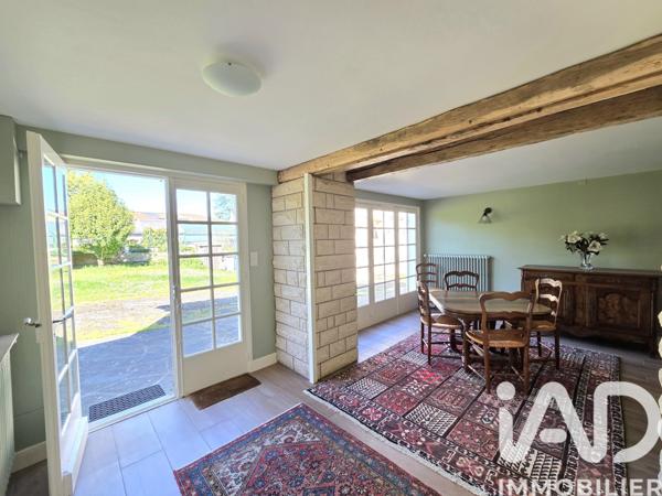 Maison à vendre 9 pièces 211,55 m² Vouneuil-sous-Biard