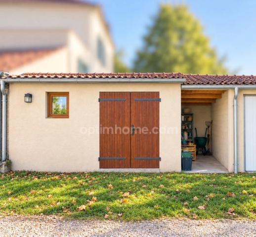 Maison ancienne de 47m² en duplex et mitoyenne des 2 cotés avec une dépendance, au calme à vendre 3 pièces ANGERVILLIERS (91)
