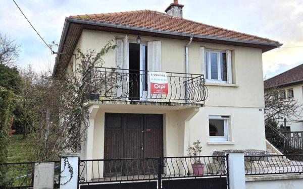 Maison à vendre    5 pièces • 110 m2 Montceau-les-Mines