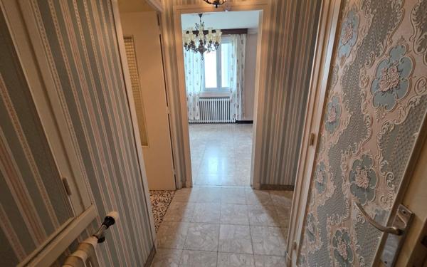 Maison à vendre    5 pièces • 110 m2 Montceau-les-Mines