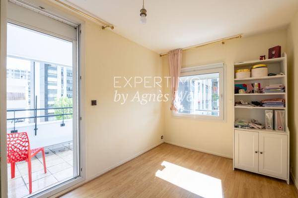 Paris (75019) PARIS 19EME - OURCQ - HAUTPOUL / MANIN - APPARTEMENT 5 PIECES AVEC 4 CHAMBRES ET TERRASSE AU DERNIER ETAGE