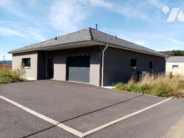 SAINT ETIENNE pavillon neuf plein pied de 146 m² hab, garage, sur terrain de 838 m²
