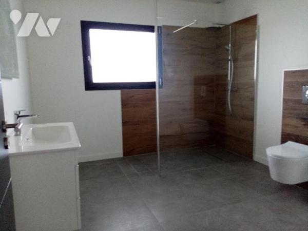 SAINT ETIENNE pavillon neuf plein pied de 146 m² hab, garage, sur terrain de 838 m²