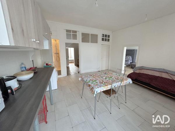 Maison à vendre 7 pièces 206 m² Saint-Léonard-de-Noblat