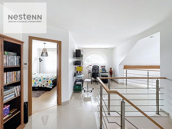 MAISON D'EXCEPTION d'environ 166 m² située à Leuville-Sur-Orge : Volume, Confort et Centre-ville