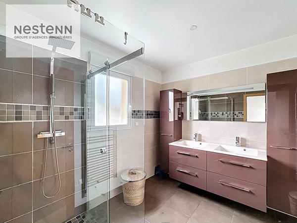 MAISON D'EXCEPTION d'environ 166 m² située à Leuville-Sur-Orge : Volume, Confort et Centre-ville