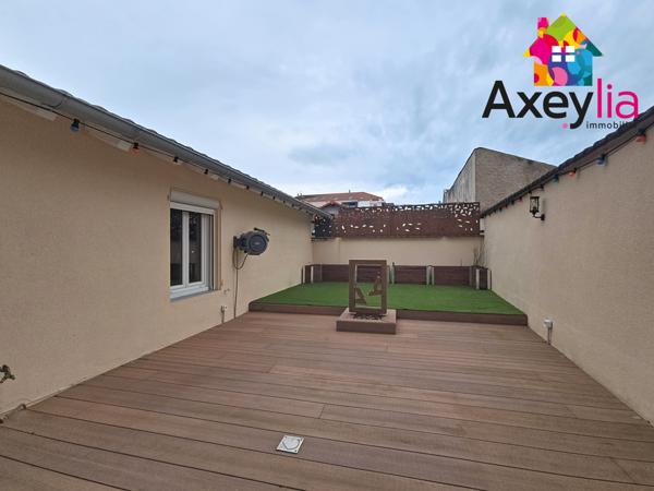 Le Coteau (42120) A VENDRE- LE COTEAU - APPARTEMENT AVEC TERRASSE ET STATIONNEMENT PRIVATIF