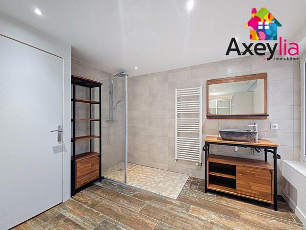 Le Coteau (42120) A VENDRE- LE COTEAU - APPARTEMENT AVEC TERRASSE ET STATIONNEMENT PRIVATIF