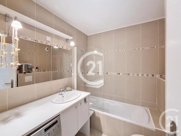 Appartement T4 à vendre  4 pièces - 100 m2 ST CYPRIEN - 66