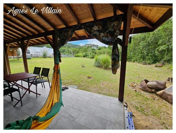 Terrain Plat avec Maisonnette proche Plage de Grande Anse