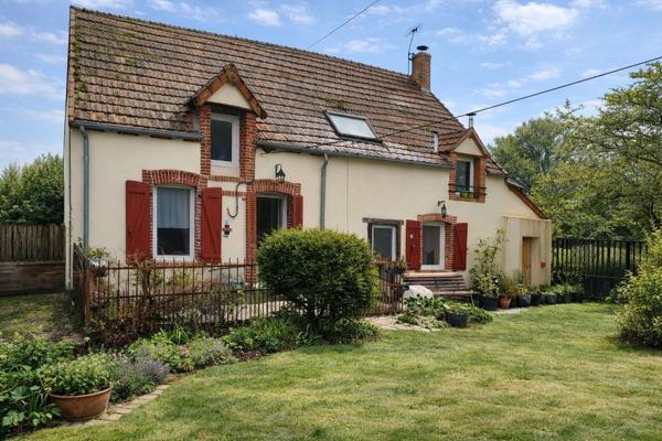 Bannay (18300)-Maison avec travaux déjà engagés – Deux bâtis – Garage – Serre – Terrain 3 200 m²