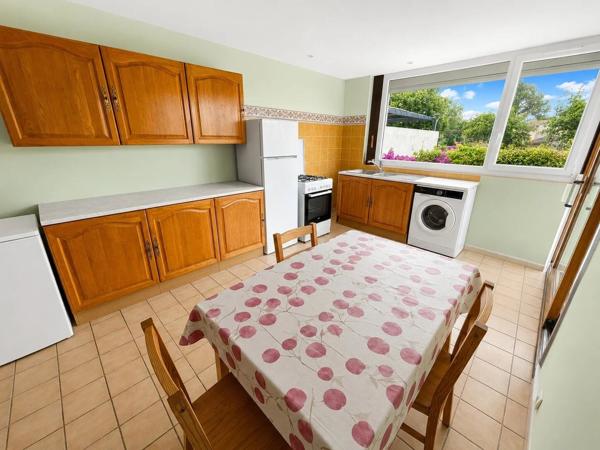 Vente                                                      Maison
                        
                     4 pièces                      97 m2                     à Le Cannet-des-Maures