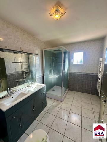 Maison familiale 5 pièces, garage et grand terrain