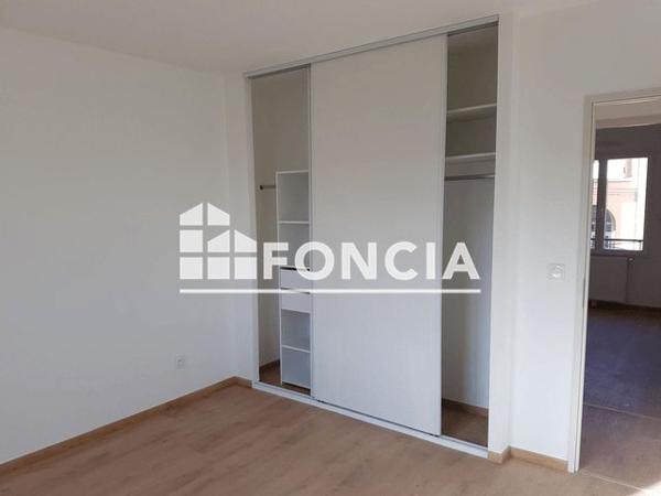 Location Maison 6 pièces 140 m² - 33 RUE DE VILLAINES Chartres 28000