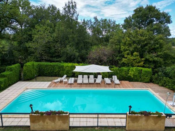 Maison ancienne - Catus SECTEUR CATUS. Ancien Corps de ferme avec 2 gites et annexe sur 9070 m² arborés avec espace piscine