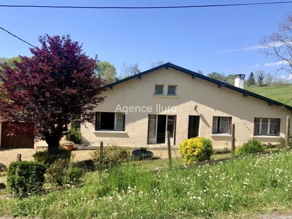 Maison - Proximite oloron-sainte-marie - Réf.:205262 PROXIMITE OLORON - AU CALME, JOLIE MAISON DE PLAIN PIED AVEC GRAND JARDIN ET VUE SUR LES MONTAGNES -