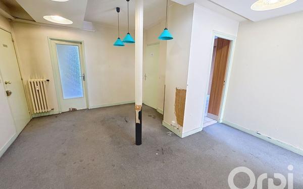 Appartement à vendre    5 pièces • 93,30 m2 Clamart