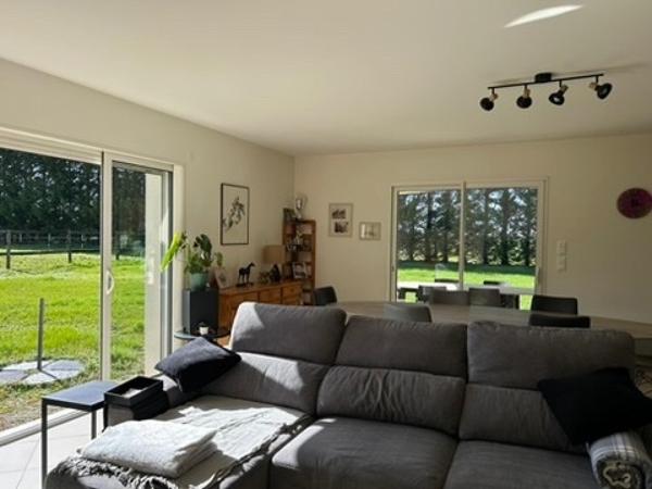 Domaine équestre de 8 hectares avec une belle villa de 150m²