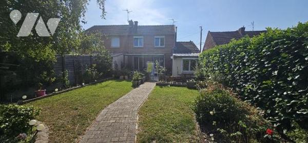 EXCLUSIVITE ARTOIS GOHELLE  NOTAIRES - Maison type lotissement bâtie sur 378 m² de terrain clôturé 