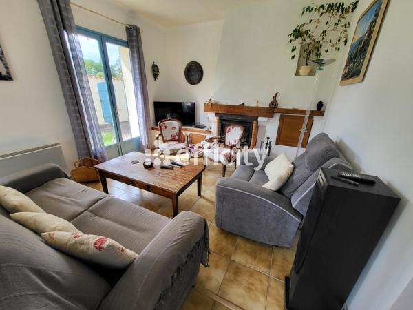 Maison
         4 pièces
        - 109 m² Exclusivité 211 000 € *