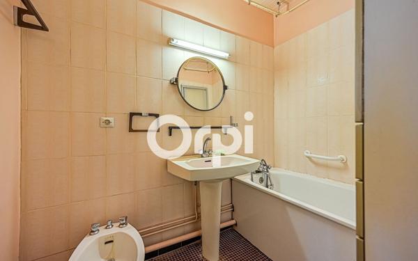 Appartement à vendre    4 pièces • 84,71 m2 Paris 11