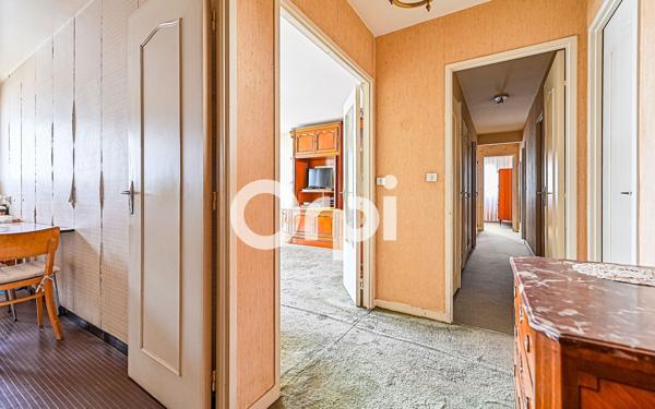 Appartement à vendre    4 pièces • 84,71 m2 Paris 11
