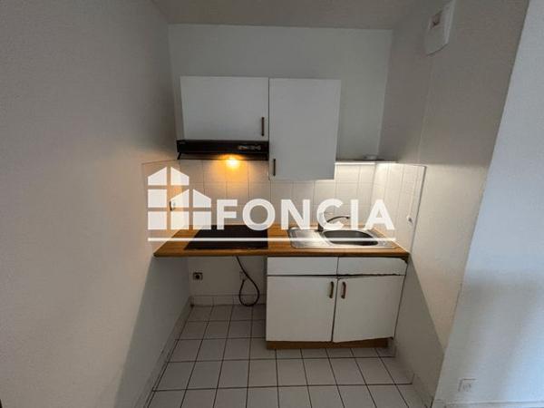 Location Studio 27.55 m² - 9 RUE DE FONTENAY Bourg La Reine 92340