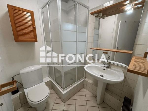 Location Studio 27.55 m² - 9 RUE DE FONTENAY Bourg La Reine 92340