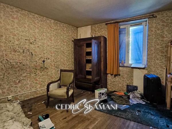 EN EXCLUSIVITE MAISON 135 M2, 3 CHAMBRE, 1 SALON, 2 CUISINE, 1 SALLE DE BAIN, 1 WC, 1 GRENIER, JARDIN 3500 M2