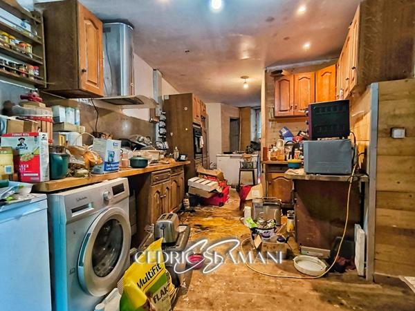 EN EXCLUSIVITE MAISON 135 M2, 3 CHAMBRE, 1 SALON, 2 CUISINE, 1 SALLE DE BAIN, 1 WC, 1 GRENIER, JARDIN 3500 M2