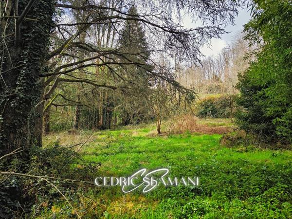 EN EXCLUSIVITE MAISON 135 M2, 3 CHAMBRE, 1 SALON, 2 CUISINE, 1 SALLE DE BAIN, 1 WC, 1 GRENIER, JARDIN 3500 M2