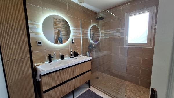 Maison
         4 pièces
        - 89 m² Exclusivité