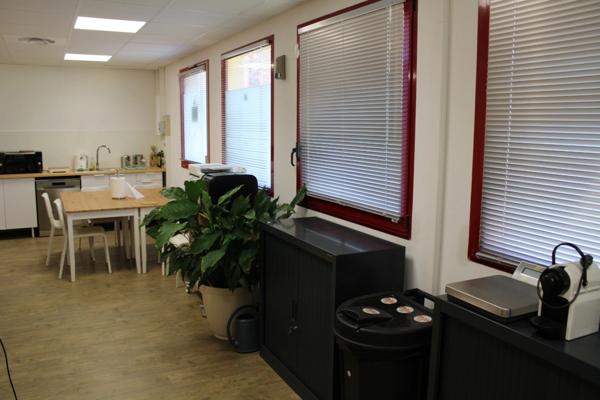 Local/bureau à vendre MEYREUIL (13)