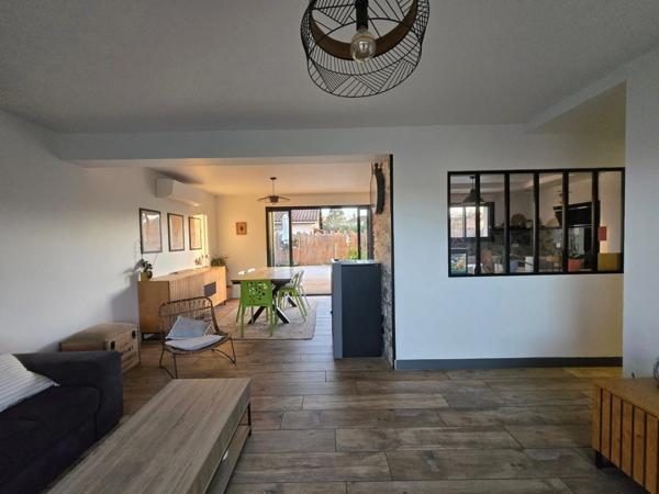 Maison coup de coeur, rare 7 pièces