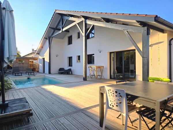 Maison coup de coeur, rare 7 pièces