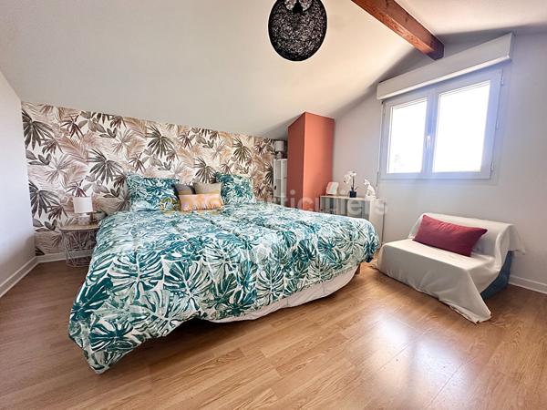 Vente
                Maison110 m² - 5 Pièces -
                    MIMIZAN (40200)