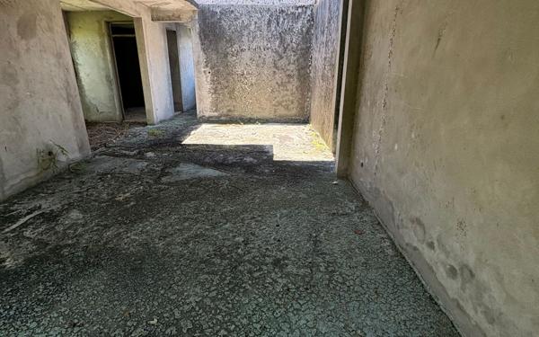 Maison à vendre    8 pièces •  Le Gosier