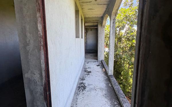 Maison à vendre    8 pièces •  Le Gosier