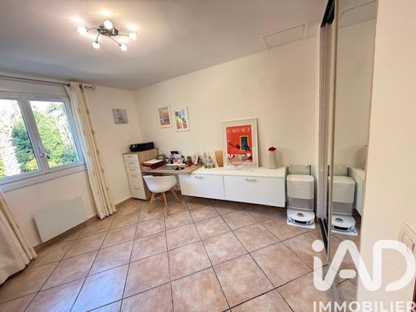 Maison à vendre 7 pièces 236 m² Cagnes-sur-Mer