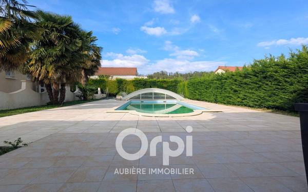 Maison à vendre    5 pièces •  Pont-du-Château