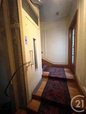 Débarras à vendre  1 pièce - 7,76 m 2   VERSAILLES  - 78