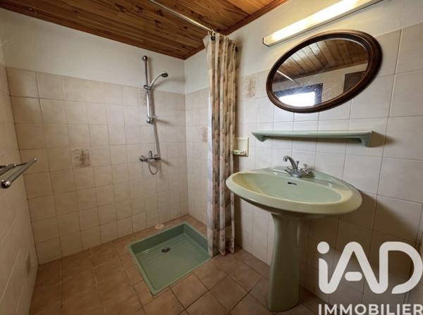 Maison à vendre 10 pièces 260 m² Mazan
