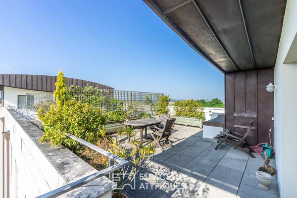 Appartement meublé de 98 m² à Carquefou avec superbe terrasse de 100 m²