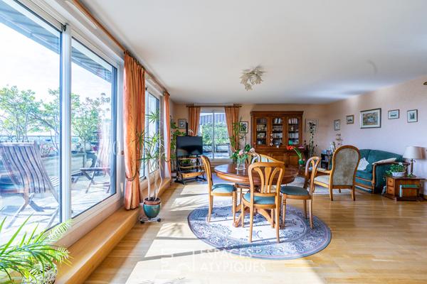 Appartement meublé de 98 m² à Carquefou avec superbe terrasse de 100 m²