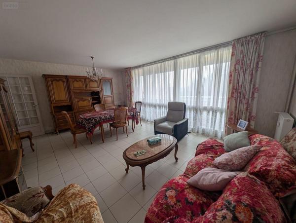 Appartement à vendre à Coudekerque-Branche dans le Nord (59210), ref : F6042   
Centre