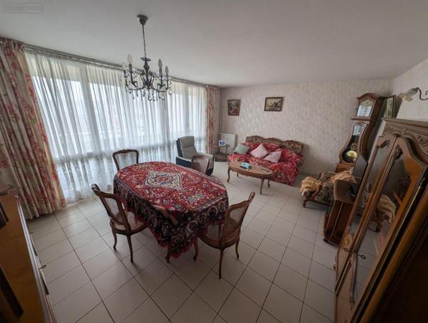 Appartement à vendre à Coudekerque-Branche dans le Nord (59210), ref : F6042   
Centre