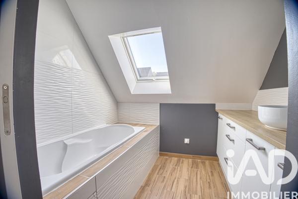 Maison à vendre 7 pièces 140 m² Saint-Leu-d'Esserent