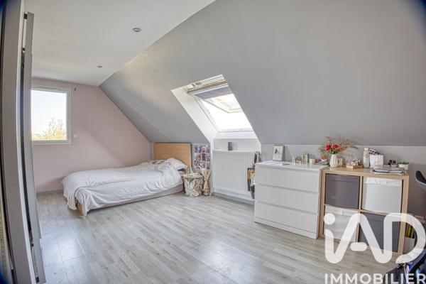 Maison à vendre 7 pièces 140 m² Saint-Leu-d'Esserent