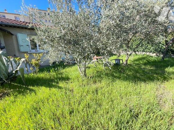 A vendre - Manosque (04) - Alpes de Haute Provence : Maison d'habitation d'env 95,63 m² à moder...