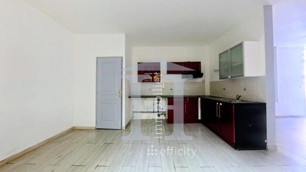 Immeuble - 104 m² Exclusivité efficity